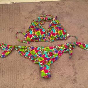 2 piece floral print swim suit